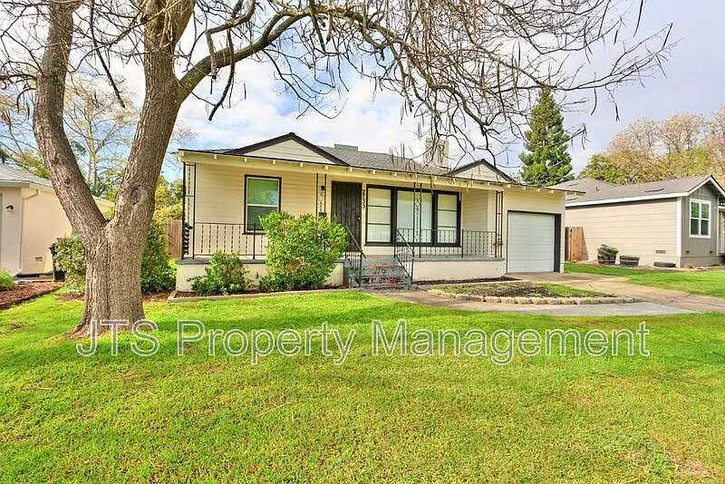 2733 Marilona Dr
