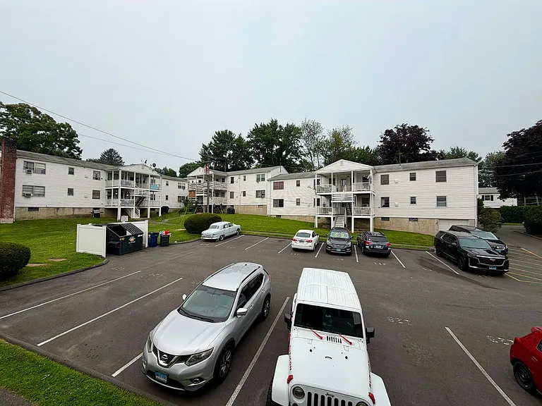 18 Fairview Dr #3 — Photo 17
