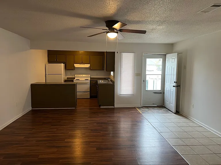 172 Cherokee Cir — Photo 5