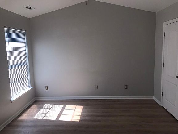 5th image of 2652 Hartley St