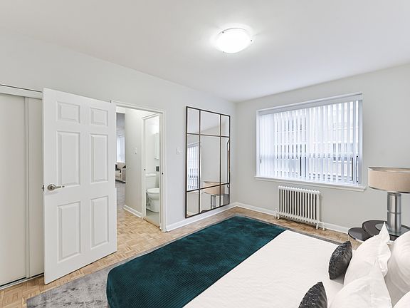 4th image of 149 Saint George St #1547630