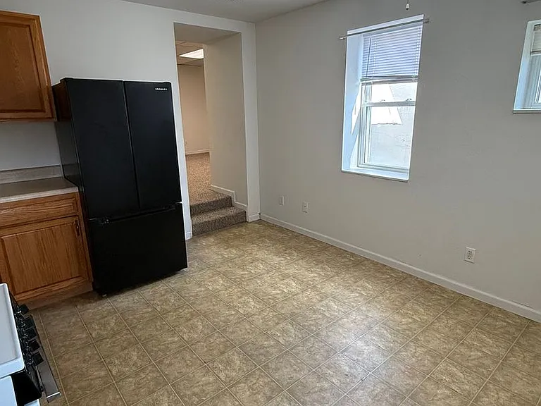 126 S Main St — Photo 2
