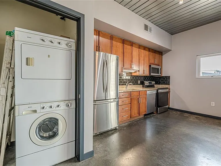 620 Glen Iris Dr NE #501 — Photo 47