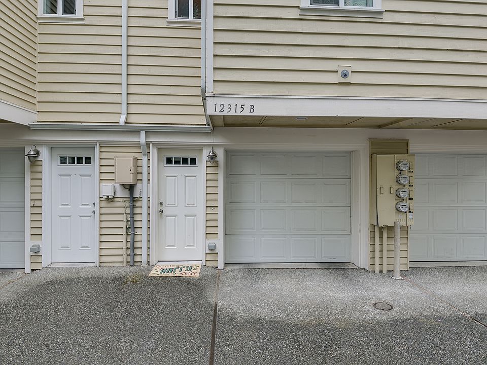 1st image of 12315B 10th Pl NE
