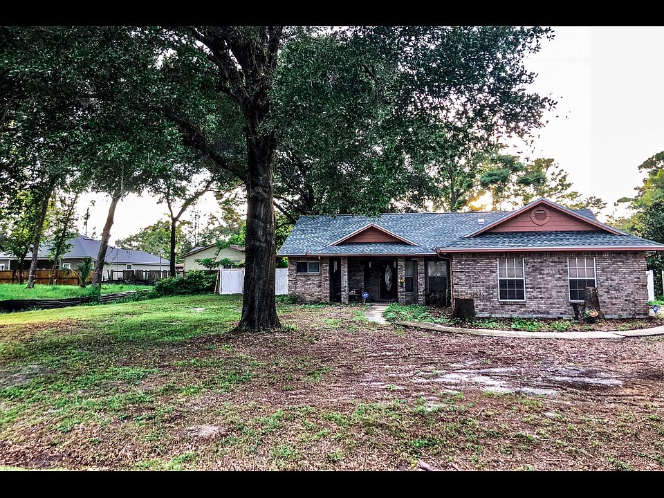1st image of 11828 Leafdale Cir W