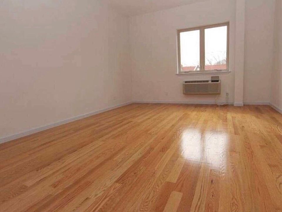 1st image of 55 Marne Ave #2