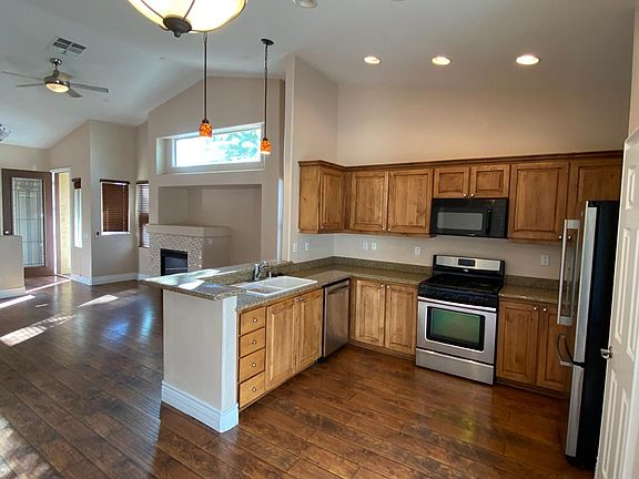3rd image of 559 Center Green Dr