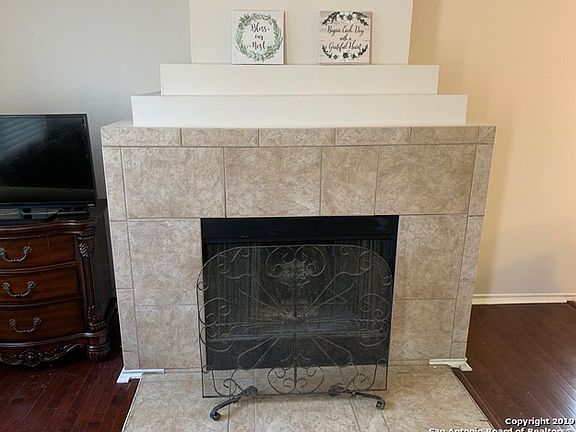5th image of 5403 Champions Hill Dr