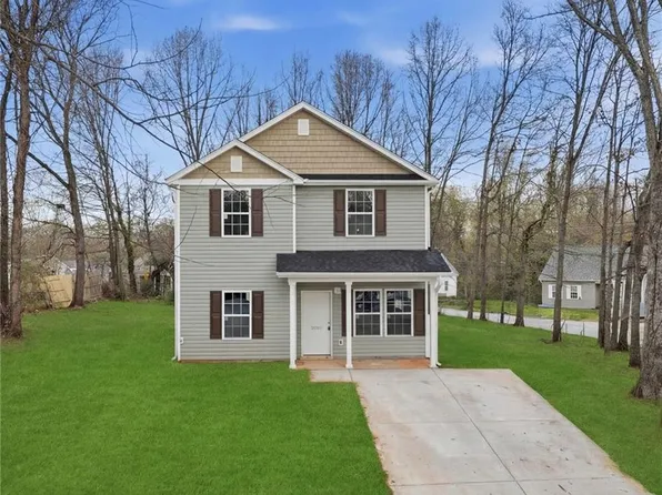2642 Belews Creek Rd, Winston Salem, NC 27101
