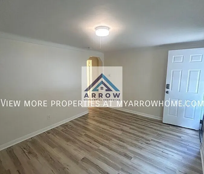117 Young Dr — Photo 4