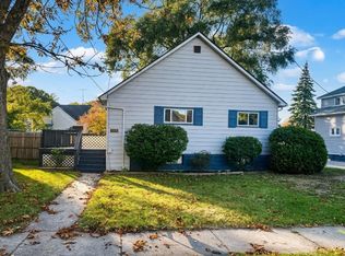 1003 N Linn St, Bay City, MI 48706