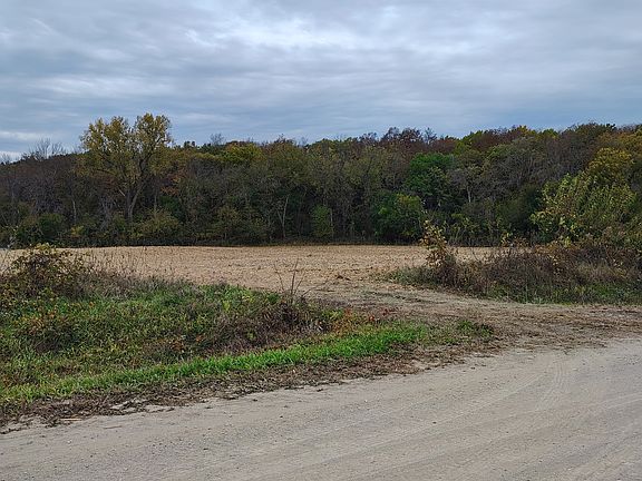 4th image of Section 11 Clinton