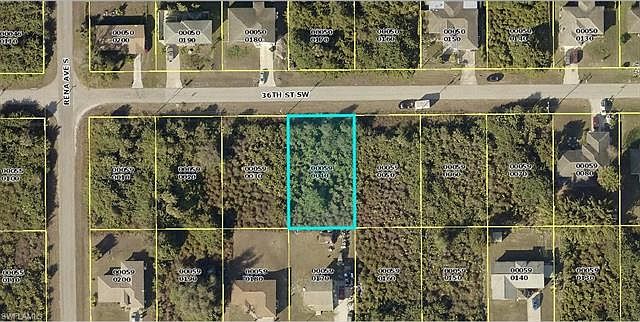 2nd image of 3213 36th St SW