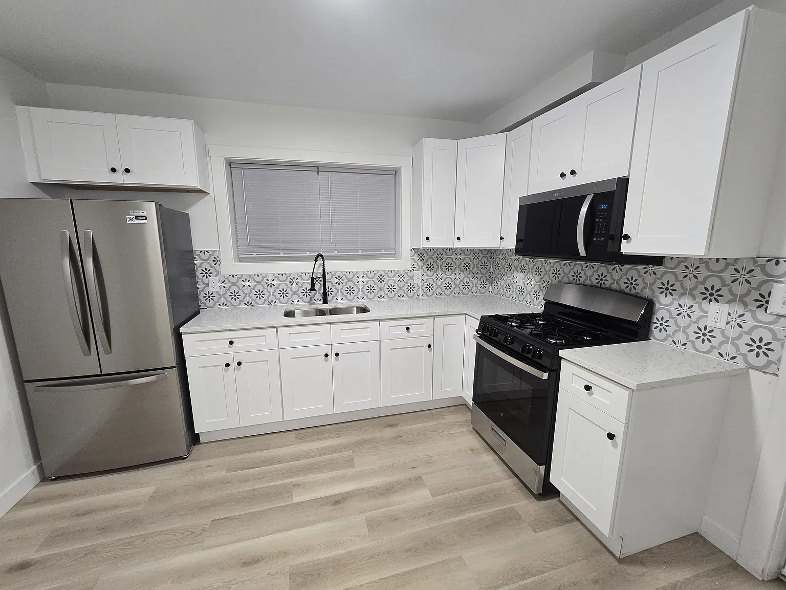 1728 Stanton Ave — Photo 3