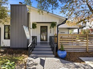 215 NE 52nd St, Oak Island, NC 28465