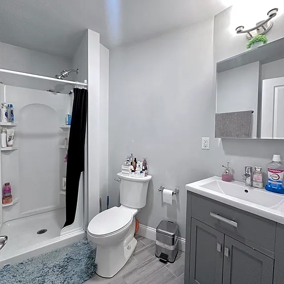 371 Main St #4 — Photo 11
