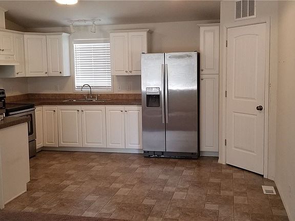 4th image of 6724 156th St E