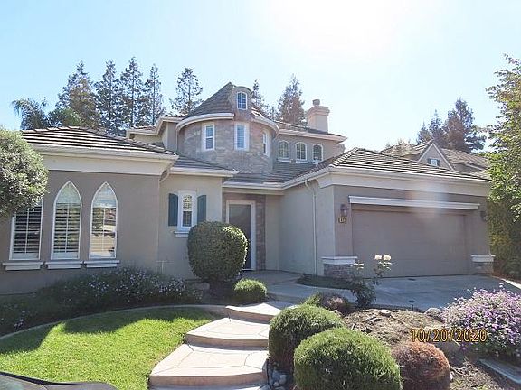 3rd image of 4122 Spyglass Dr