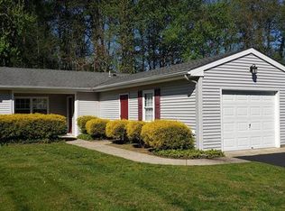73 Huntington Dr, Southampton, NJ 08088