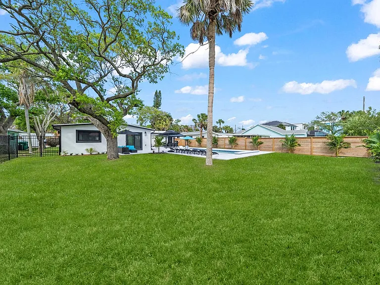 115 Esther Dr #ID1512886P — Photo 46