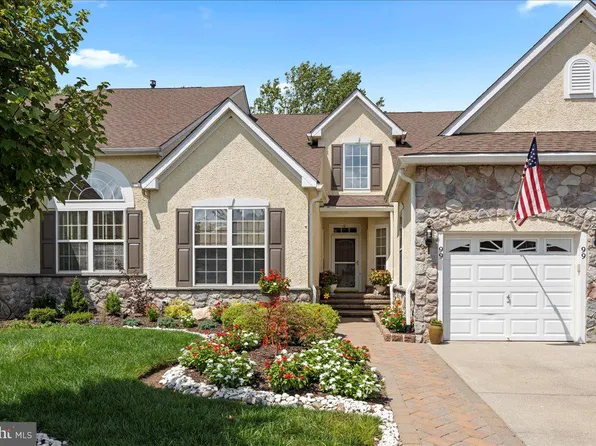 99 McConkey Dr, Washington Crossing, PA 18977