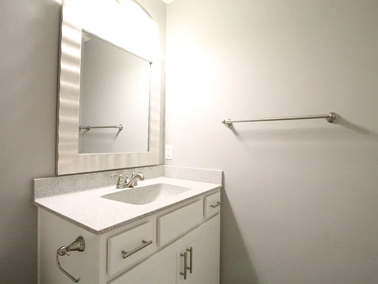 Kristen Place — Photo 28