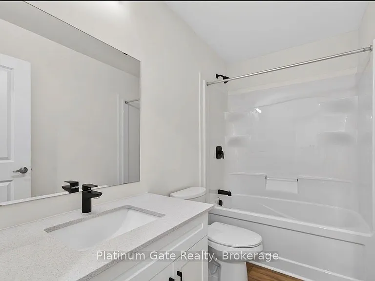1595 Capri Cres #34 — Photo 7