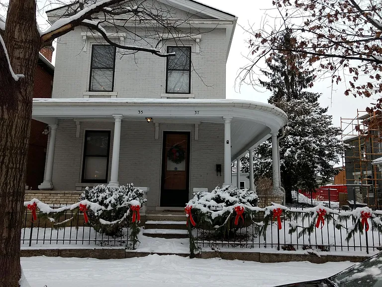 37 Green St #2 — Photo 12