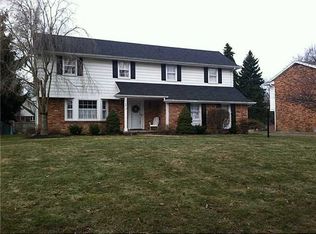 1788 Valley Way Dr, Toledo, OH 43614