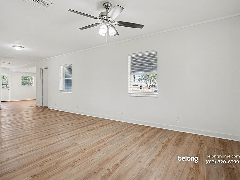 403 Virginia St — Photo 4