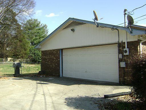 2nd image of 1828 Grenada Blvd
