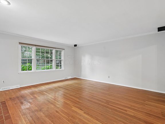 4th image of 5820 Stoney Creek Ct
