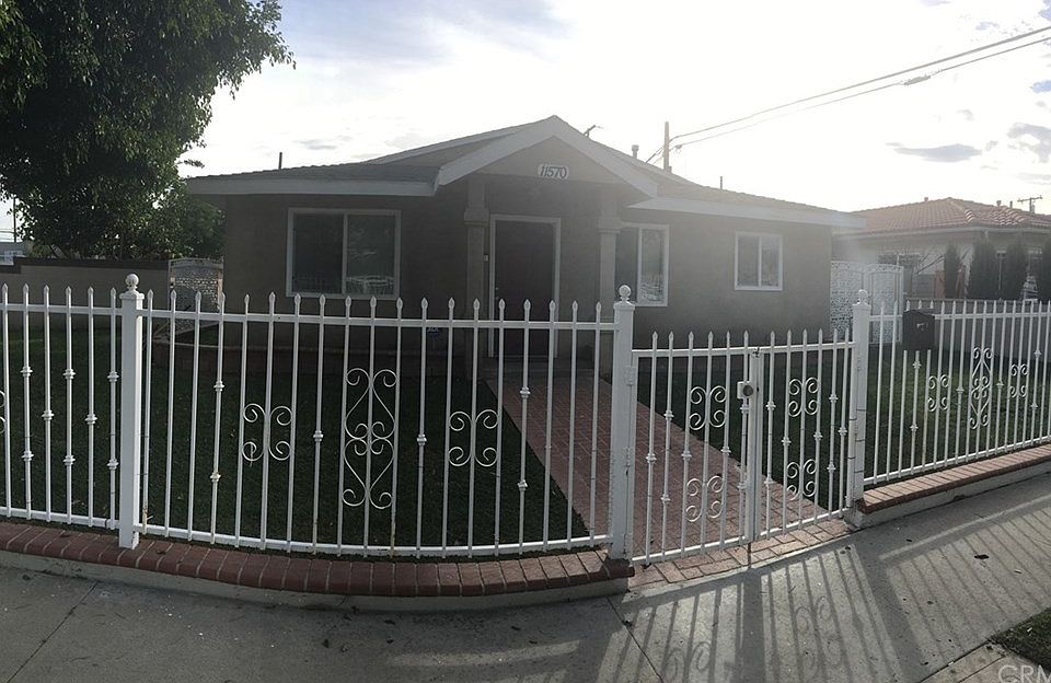 1st image of 11570 Dartmouth Dr