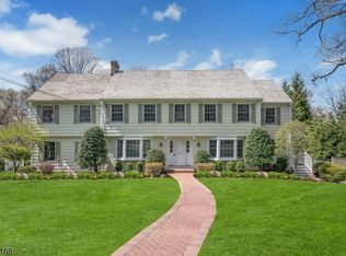 39 Druid Hill Rd, Summit, NJ 07901