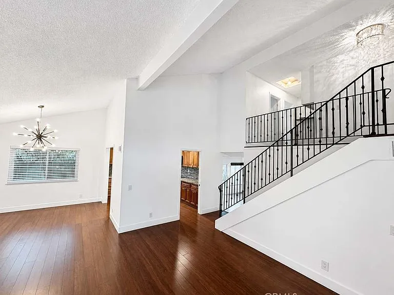 14222 Enfield Cir — Photo 21