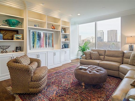 3rd image of 3510 Turtle Creek Blvd APT 4C