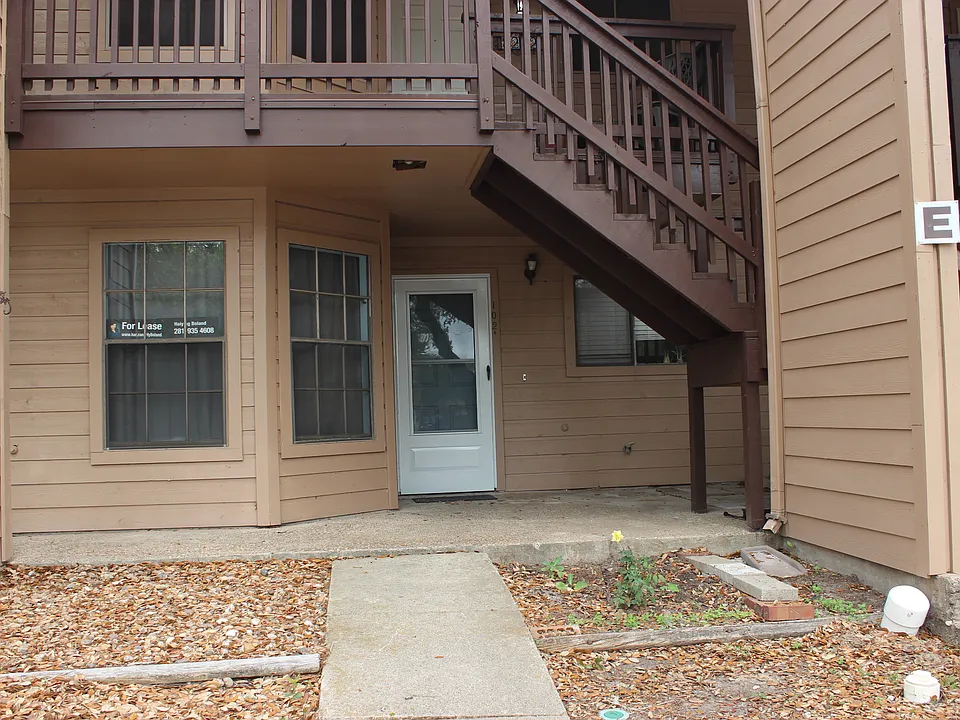 7122 Premont Dr #E102