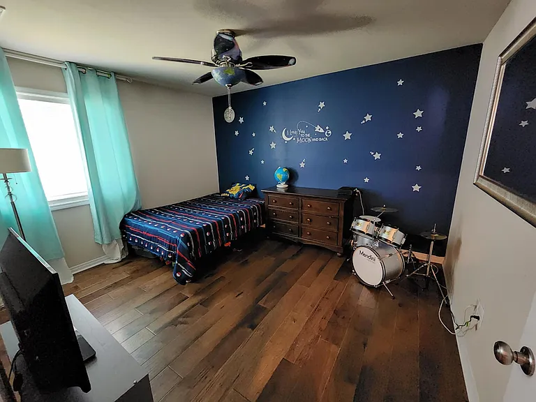 11200 Mickelson Dr — Photo 20