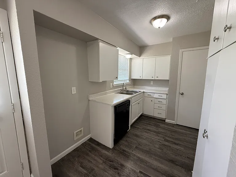 3531 Bonita Vista Cir — Photo 11