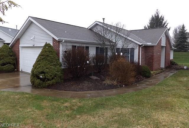 1st image of 3439 Amesbury Ln
