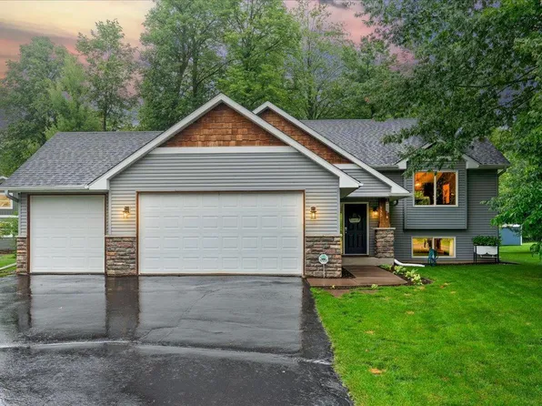 935 Sunflower Way, Amery, WI 54001