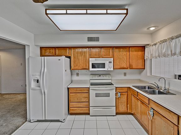 3rd image of 17607 N Bobwhite Dr