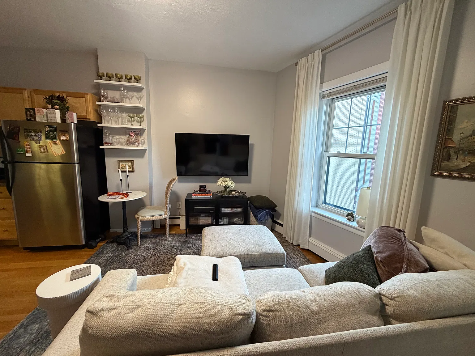 1 bed, 550 sqft, $2,500 — Photo 2