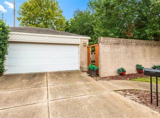 8322 Spring Wind Dr, Houston, TX 77040