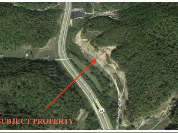 9 McCarty Br, Hagerhill, KY 41222