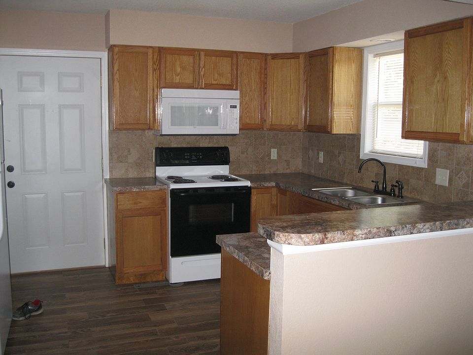 1st image of 728 W Marsha Dr