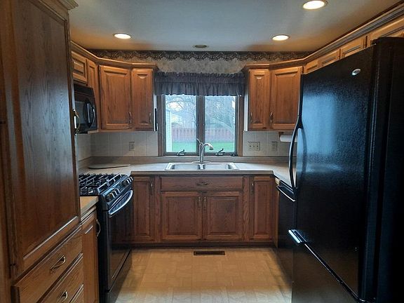 5th image of 1734 N 25th St