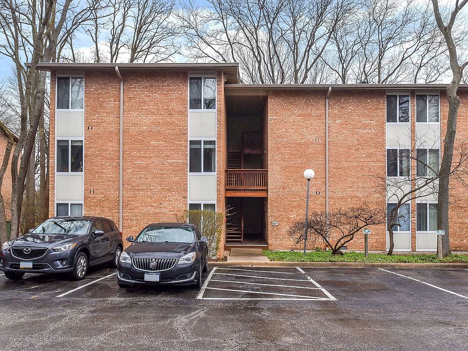 1st image of 5817 Oakwood Dr APT D