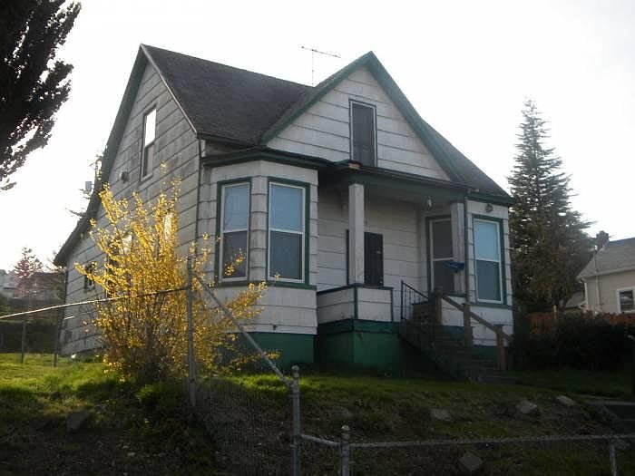1st image of 1942 S G St