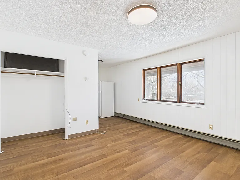 401 Slater St #6 — Photo 4